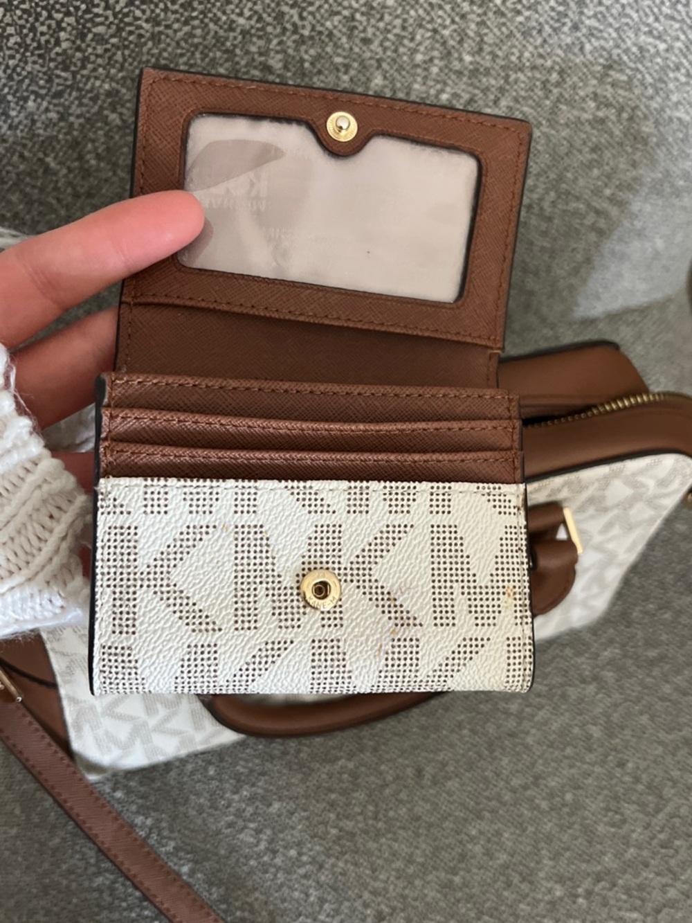 Michael Kors Cream Signature MK Satchel with Brown Trim and Wallet - Picture 15 of 16
